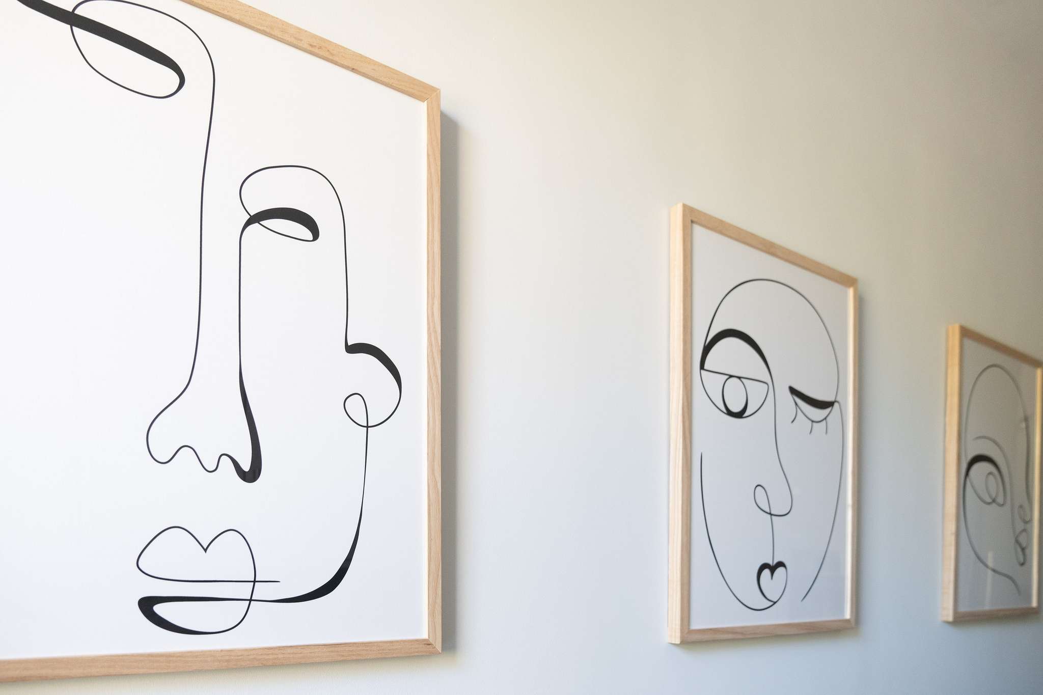 wall art with 3 frames